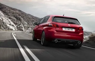 Peugeot 308 GTi w dwóch wersjach mocy — zdjęcie 6