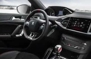 Peugeot 308 GTi w dwóch wersjach mocy — zdjęcie 8