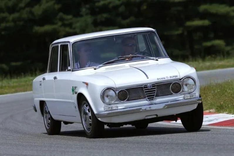 Alfa Romeo Giulia TI Super -1965
