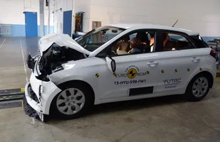 Euro NCAP: Skoda Superb, Hyundai i20, Fiat Panda — zdjęcie 3