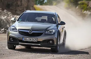 Opel Insignia po zmianach — zdjęcie 3