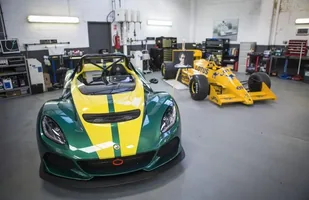 Lotus 3-Eleven oficjalnie — zdjęcie 1