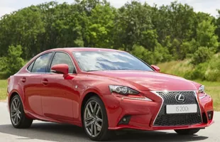 Lexus  IS 200t - znamy ceny! — zdjęcie 8