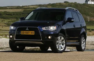 Używane: Mitsubishi Outlander II — zdjęcie 7