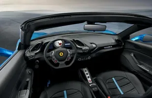 Ferrari 488 Spider oficjalnie — zdjęcie 5
