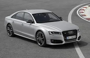 Audi S8 plus — zdjęcie 1