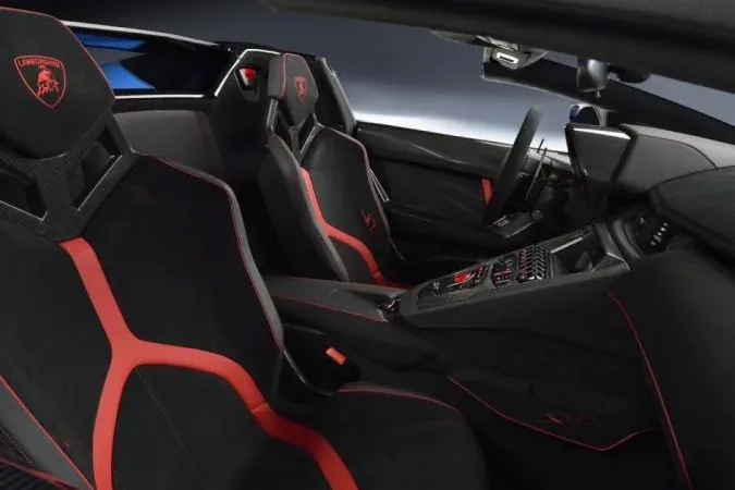 Lamborghini Aventador Superveloce Roadster
