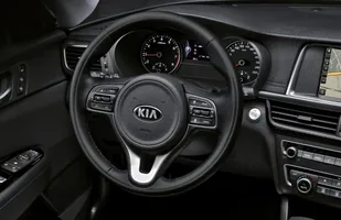 Kia Optima w wersji europejskiej — zdjęcie 4