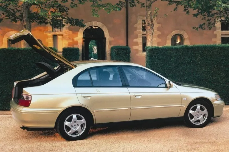 Honda Accord liftback ma bagażnik o identycznej pojemności co sedan