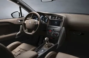 DS4 po liftingu. I nowość: DS4 Crossback — zdjęcie 4