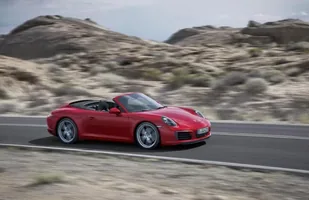 Porsche 911 Carrera po liftingu — zdjęcie 4