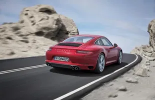Porsche 911 Carrera po liftingu — zdjęcie 1