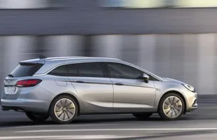Opel Astra kombi. Nazywa się Sports Tourer — zdjęcie 8
