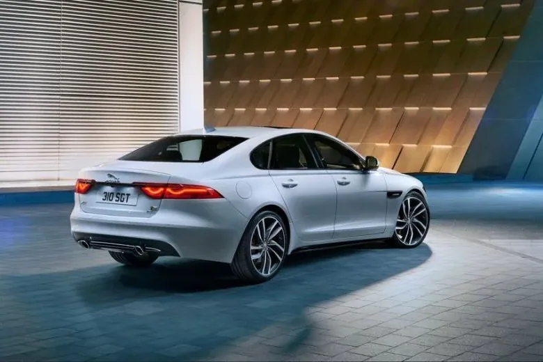 Nowy Jaguar XF