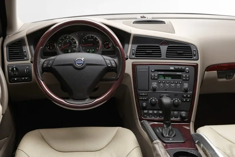 Volvo XC70
