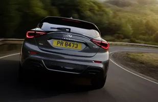 Infiniti Q30. Pierwszy kompakt! — zdjęcie 10