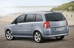 Opel Zafira II - najlepiej z dieslem — zdjęcie 2