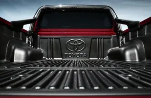 Toyota Hilux po europejsku — zdjęcie 6