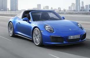 Odświeżone Porsche 911 Carrera 4 i Targa 4 — zdjęcie 2