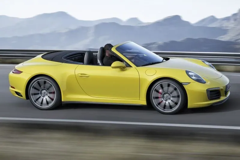 Porsche 911 Carrera 4