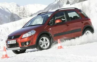 Suzuki SX4 - kosmopolita — zdjęcie 3