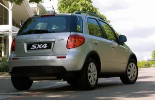 Suzuki SX4 - kosmopolita — zdjęcie 6