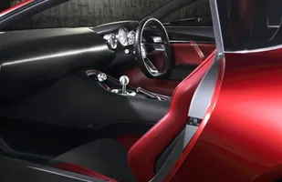 Mazda RX-Vision z silnikiem Wankla! — zdjęcie 7
