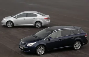 Używane: Toyota Avensis T27 — zdjęcie 6