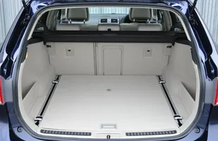 Używane: Toyota Avensis T27 — zdjęcie 8