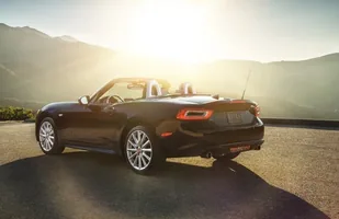 Fiat 124 Spider oficjalnie — zdjęcie 7