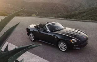 Fiat 124 Spider oficjalnie — zdjęcie 8