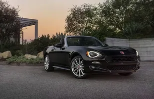 Fiat 124 Spider oficjalnie — zdjęcie 9