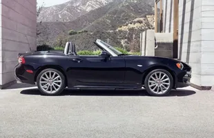 Fiat 124 Spider oficjalnie — zdjęcie 11