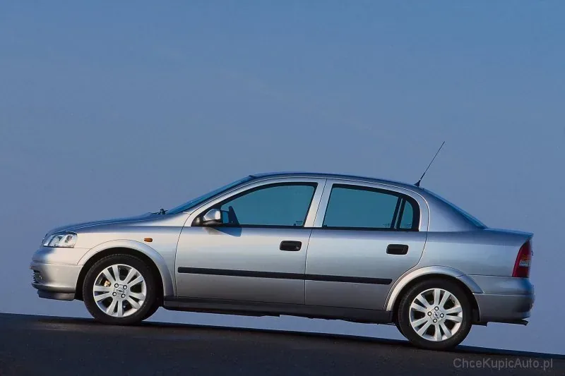 Opel Astra sedan