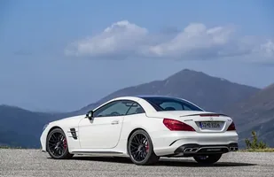 Mercedes SL już po liftingu — zdjęcie 4