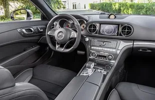 Mercedes SL już po liftingu — zdjęcie 9