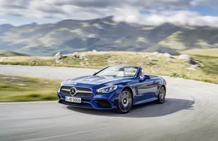 Mercedes SL już po liftingu — zdjęcie 12