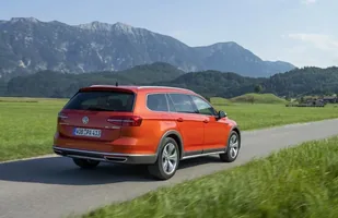 Volkswagen Passat Alltrack. Ceny — zdjęcie 10