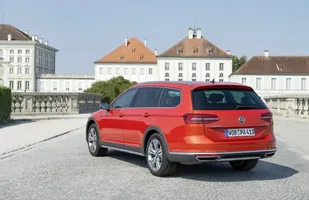 Volkswagen Passat Alltrack. Ceny — zdjęcie 12