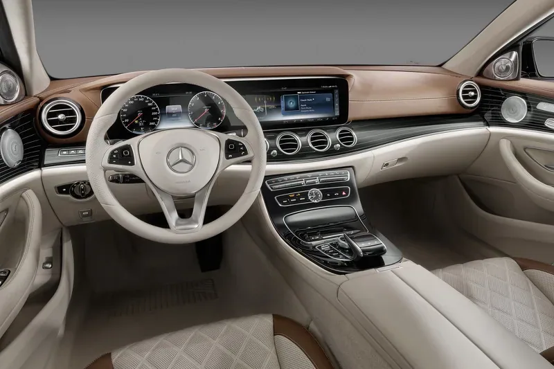 Wnętrze nowego Mercedesa klasy E