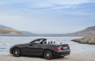 Mercedes SLC zastępuje SLK — zdjęcie 9