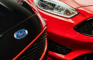 Ford Focus Red i Black Edition — zdjęcie 3