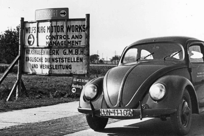 Jeden z pierwszych VW Garbusów