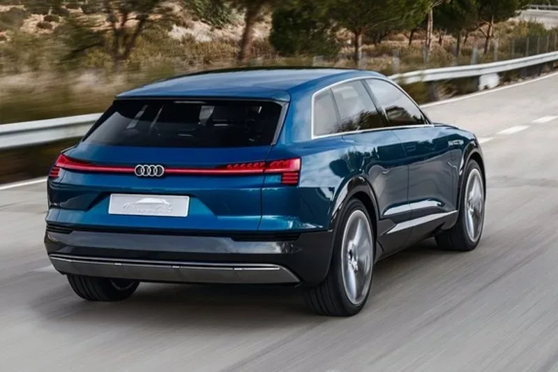 Audi e-tron quattro Concept