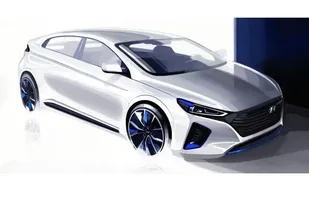 Hyundai IONIQ nadjeżdża — zdjęcie 1