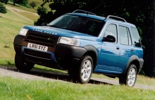 Do Land Rovera Freelander części nie braknie — zdjęcie 3