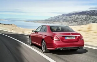 Oto nowy Mercedes klasy E — zdjęcie 7