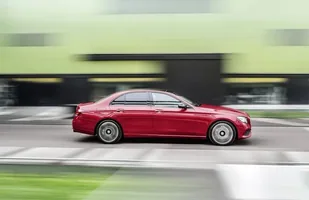 Oto nowy Mercedes klasy E — zdjęcie 8