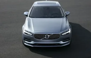 Volvo S90. Polskie ceny — zdjęcie 7