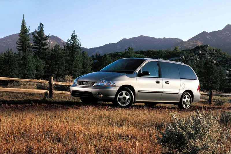 Ford Windstar. Rodzinna gwiazda z USA?
